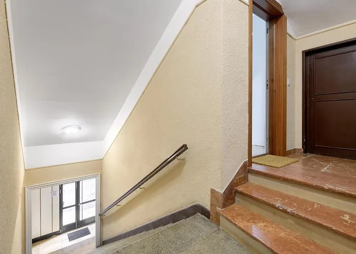 Nuevo, Moderno Y Elegante * بلباو