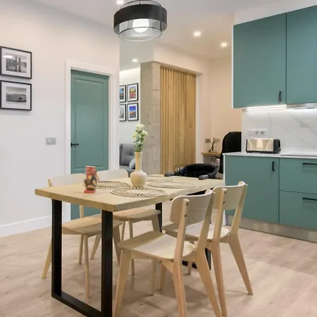 Nuevo, Moderno Y Elegante